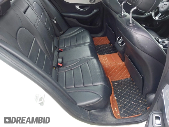 2016 Mercedes-Benz C 300 Luxury с VIN 55SWF4KB4GU108596, выставлен на аукционе IAAI как лот 42492677 с пробегом 93 115 миль миль и . История ставок и продаж доступна на DreamBid. Изображение 8.