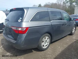 2011 Honda Odyssey LX with VIN 5FNRL5H23BB020474, listed as a IAAI auction lot 41971005 with 155,341 mi miles. Bid and sale history available at carsss.com. Image 4.