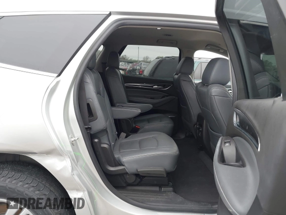 2019 Buick Enclave Essence with VIN 5GAERBKW9KJ183860, listed as a IAAI auction lot 41931977 with 123,091 mi miles and . Bid and sale history available at DreamBid. Image 8.