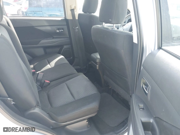 2014 Mitsubishi Outlander ES with VIN JA4AD2A35EZ004815, listed as a IAAI auction lot 41907402 with 151,497 mi miles. Bid and sale history available at carsss.com. Image 8.