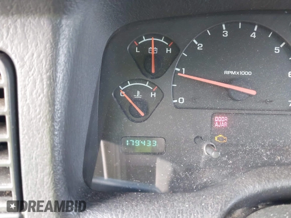 2002 Dodge Durango Sport with VIN 1B4HS38N92F195561, listed as a IAAI auction lot 41423184 with 179,433 mi miles and . Bid and sale history available at DreamBid. Image 7.