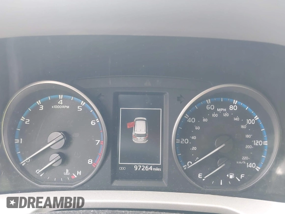 2018 Toyota RAV4 XLE z VIN 2T3WFREV1JW427878, wystawiony jako IAAI lot #42191031 z przebiegiem 97 264 mil mil oraz . Historia ofert i sprzedaży dostępna na DreamBid. Obrazek 7.