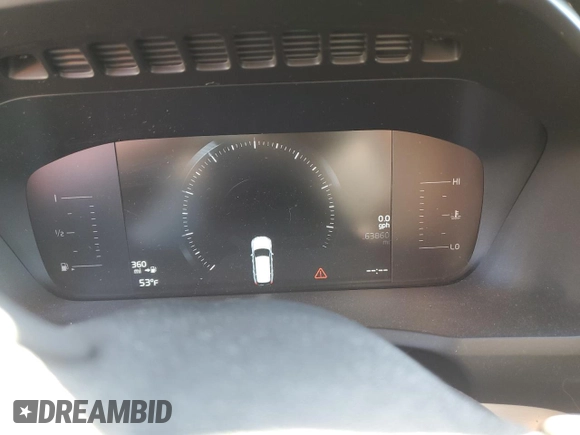 2018 Volvo XC90 Momentum with VIN YV4102XK8J1216159, listed as a Copart auction lot 87468144 with 63,860 mi miles and Salvage Title. Bid and sale history available at carsss.com. Image 9.