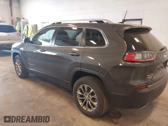 2021 Jeep Cherokee Latitude Lux z VIN 1C4PJMMX5MD194128, wystawiony jako IAAI lot #42257671 z przebiegiem 25 969 mil mil oraz . Historia ofert i sprzedaży dostępna na DreamBid. Obrazek 3.