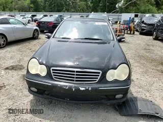 2005 Mercedes-Benz C 230 Kompressor с VIN WDBRF40J35F690593, выставлен на аукционе Copart как лот 56122435 с пробегом 227 250 миль миль и Списание • Salvage title. История ставок и продаж доступна на DreamBid. Изображение 13.