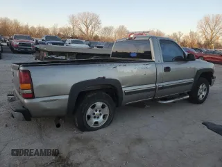 2000 Chevrolet Silverado 1500 with VIN 1GCEK14V3YE422595, listed as a Copart auction lot 83903244 with 0 mi miles and Salvage Title. Bid and sale history available at carsss.com. Image 3.