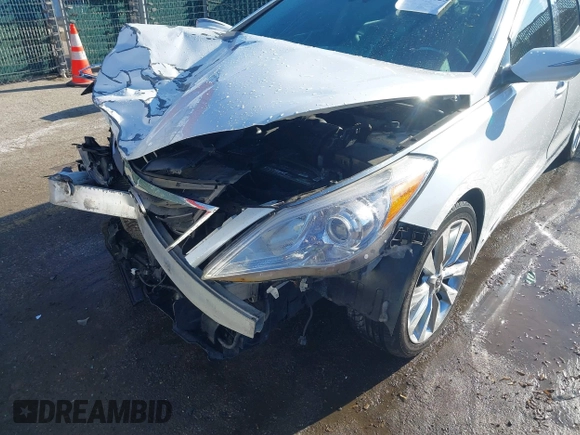 2016 Hyundai Azera Limited with VIN KMHFH4JG7GA536630, listed as a IAAI auction lot 41444129 with 128,309 mi miles and . Bid and sale history available at DreamBid. Image 6.