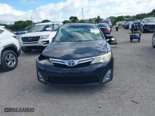 2013 Toyota Camry Hybrid LE with VIN 4T1BD1FK0DU072466, listed as a IAAI auction lot 40964616 with 1 mi miles. Bid and sale history available at carsss.com. Image 13.