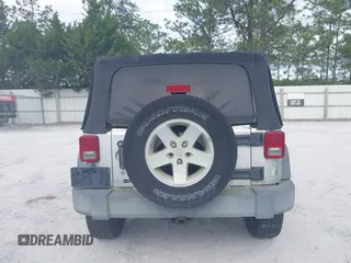 2008 Jeep Wrangler X with VIN 1J4FA24168L652177, listed as a IAAI auction lot 42284529 with 171,141 mi miles and . Bid and sale history available at DreamBid. Image 16.