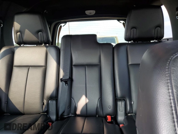 2016 Ford Expedition Limited z VIN 1FMJU2AT9GEF37486, wystawiony jako Copart lot #62494925 z przebiegiem 108 442 mil mil oraz Czysty tytuł • Clean title. Historia ofert i sprzedaży dostępna na DreamBid. Obrazek 10.