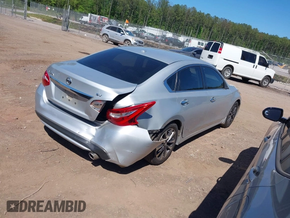 2017 Nissan Altima 2.5 SV with VIN 1N4AL3APXHC262634, listed as a IAAI auction lot 39251600 with 193,110 mi miles. Bid and sale history available at carsss.com. Image 4.