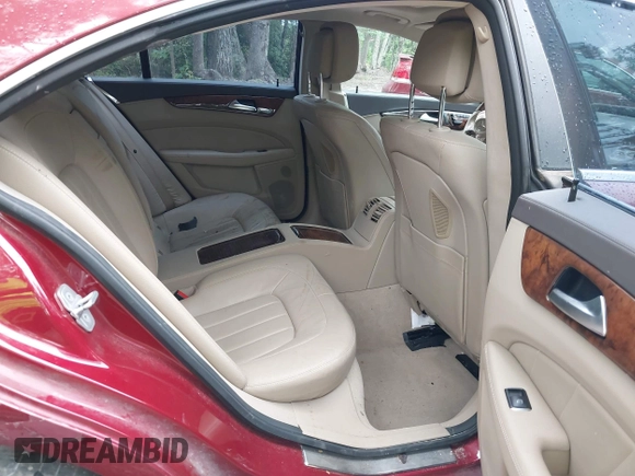 2012 Mercedes-Benz CLS 550 with VIN WDDLJ7DB5CA039671, listed as a IAAI auction lot 42437276 with 142,796 mi miles and . Bid and sale history available at DreamBid. Image 8.