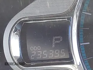 2011 Toyota Sienna XLE with VIN 5TDDK3DC8BS009739, listed as a IAAI auction lot 41638710 with 235,396 mi miles. Bid and sale history available at carsss.com. Image 15.