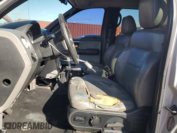 2004 Ford F-150 XLT with VIN 1FTPW14524KA67802, listed as a Copart auction lot 87578135 with 211,584 mi miles and Clean Title. Bid and sale history available at carsss.com. Image 7.