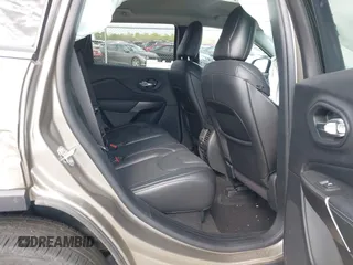 2020 Jeep Cherokee Limited с VIN 1C4PJMDX9LD538879, выставлен на аукционе IAAI как лот 42115301 с пробегом 49 429 миль миль и . История ставок и продаж доступна на DreamBid. Изображение 8.