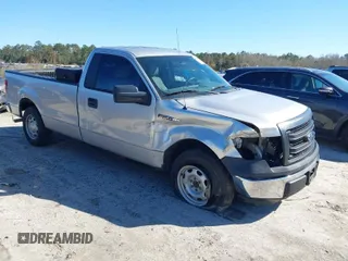 2014 Ford F-150 XL with VIN 1FTMF1CM5EKD42785, listed as a IAAI auction lot 41769539 with 193,800 mi miles. Bid and sale history available at carsss.com. Image 1.