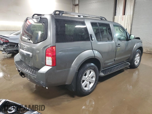 2008 Nissan Pathfinder S z VIN 5N1AR18B28C663307, wystawiony jako Copart lot #52365095 z przebiegiem 119 663 mil mil oraz Szkoda całkowita • Salvage title. Historia ofert i sprzedaży dostępna na DreamBid. Obrazek 3.
