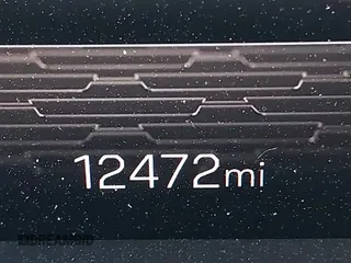 2024 GMC Acadia AWD Elevation z VIN 1GKENNKS5RJ195981, wystawiony jako IAAI lot #41978857 z przebiegiem 12 472 mil mil oraz . Historia ofert i sprzedaży dostępna na DreamBid. Obrazek 15.