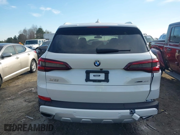 2022 BMW X5 sDrive40i with VIN 5UXCR4C05N9J18410, listed as a IAAI auction lot 41638894 with 42,971 mi miles. Bid and sale history available at carsss.com. Image 17.