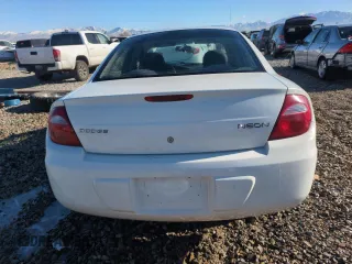 2004 Dodge Neon SE z VIN 1B3ES26C34D507083, wystawiony jako Copart lot #42004445 z przebiegiem 114 819 mil mil oraz Szkoda całkowita • Salvage title. Historia ofert i sprzedaży dostępna na DreamBid. Obrazek 6.