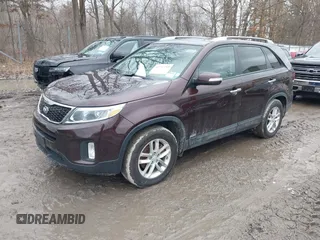 2015 Kia Sorento LX with VIN 5XYKTDA76FG648237, listed as a IAAI auction lot 41717261 with 163,845 mi miles. Bid and sale history available at carsss.com. Image 2.