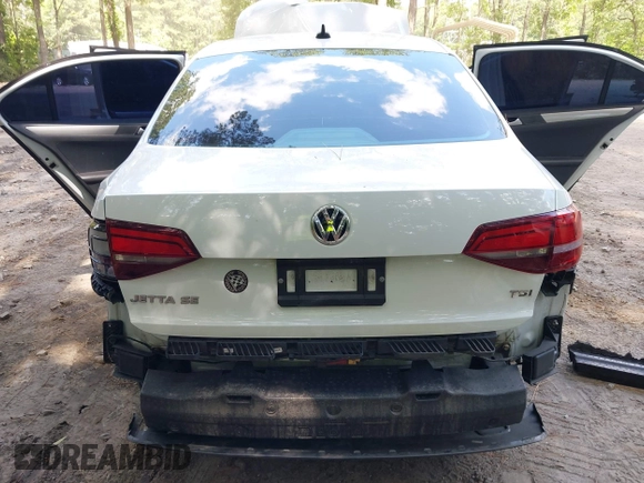 2018 Volkswagen Jetta SE with VIN 3VWDB7AJ1JM261886, listed as a IAAI auction lot 42486968 with Not provided miles and . Bid and sale history available at DreamBid. Image 17.