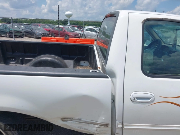 1998 Ford F-150 с VIN 1FTZF172XWKB68955, выставлен на аукционе IAAI как лот 42586926 с пробегом 193 516 миль миль и . История ставок и продаж доступна на DreamBid. Изображение 8.