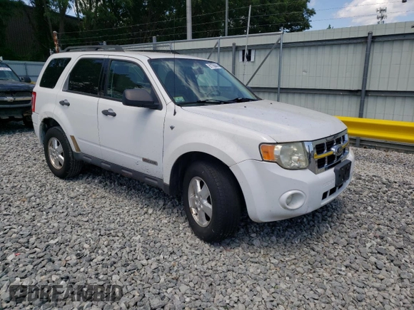 2008 Ford Escape XLT with VIN 1FMCU93138KC15216, listed as a Copart auction lot 61756845 with 192,999 mi miles and Clean title. Bid and sale history available at DreamBid. Image 4.