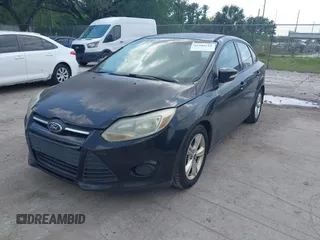 2014 Ford Focus SE with VIN 1FADP3F22EL102502, listed as a IAAI auction lot 41969213 with 154,946 mi miles. Bid and sale history available at carsss.com. Image 2.