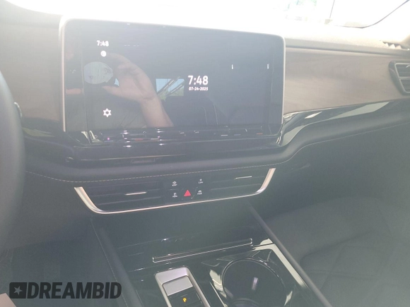 2024 Volkswagen Atlas SE with VIN 1V2HR2CA0RC565397, listed as a IAAI auction lot 42850634 with 20,499 mi miles and . Bid and sale history available at DreamBid. Image 20.
