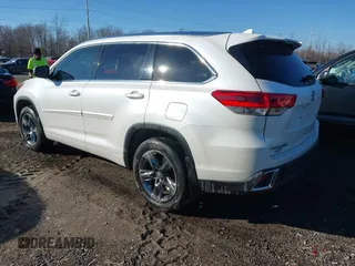 2018 Toyota Highlander Limited z VIN 5TDDZRFH5JS820243, wystawiony jako IAAI lot #41614333 z przebiegiem 98 596 mil mil oraz . Historia ofert i sprzedaży dostępna na DreamBid. Obrazek 3.