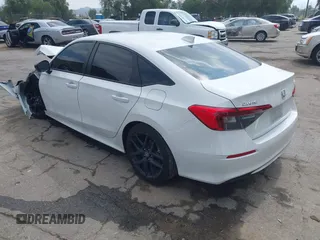 2024 Honda Civic Sport z VIN 2HGFE2F55RH550654, wystawiony jako IAAI lot #41901755 z przebiegiem 26 522 mil mil oraz . Historia ofert i sprzedaży dostępna na DreamBid. Obrazek 3.
