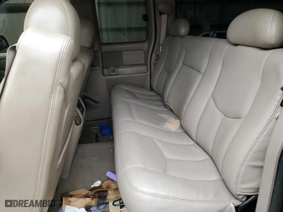 2003 GMC Sierra 1500 SLT with VIN 2GTEC19T131411495, listed as a Copart auction lot 46076465 with 233,139 mi miles and Salvage Title. Bid and sale history available at carsss.com. Image 11.