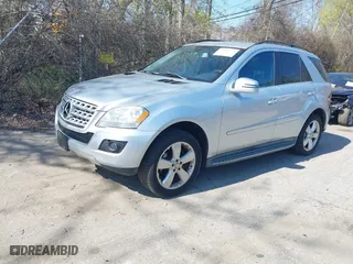 2011 Mercedes-Benz M-Class ML 350 with VIN 4JGBB8GB2BA702483, listed as a IAAI auction lot 42098725 with 187,399 mi miles. Bid and sale history available at carsss.com. Image 2.