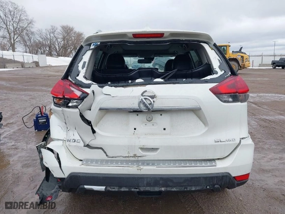 2017 Nissan Rogue SV with VIN 5N1AT2MV9HC794709, listed as a IAAI auction lot 41750673 with 112,208 mi miles. Bid and sale history available at carsss.com. Image 15.