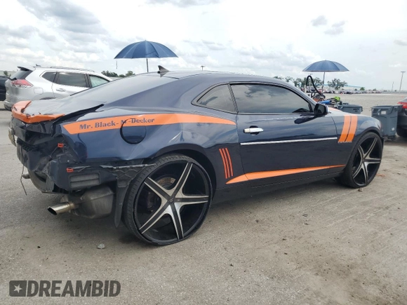 2011 Chevrolet Camaro 1LT z VIN 2G1FB1EDXB9121190, wystawiony jako Copart lot #58581025 z przebiegiem 234 858 mil mil oraz Szkoda całkowita • Salvage title. Historia ofert i sprzedaży dostępna na DreamBid. Obrazek 3.