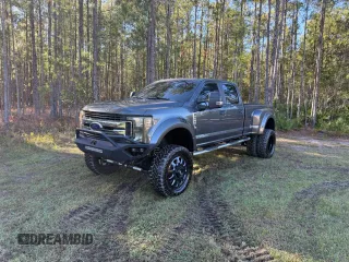 2019 Ford Super Duty F-450 DRW XL with VIN 1FT8W4DT0KEG17918, listed as a Copart auction lot 84912784 with 22,929 mi miles and Clean Title. Bid and sale history available at carsss.com. Image 2.