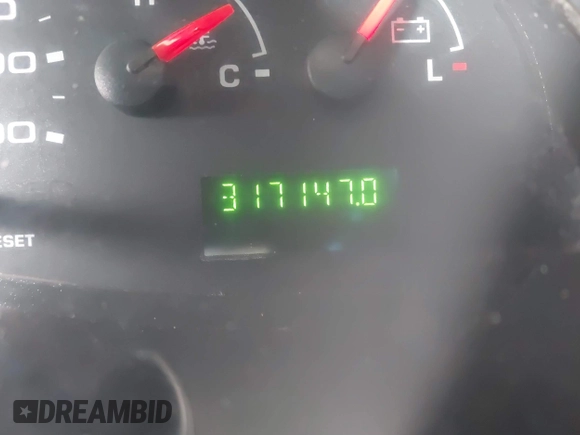 2006 Ford Econoline Cargo with VIN 1FTSS34L26HA68173, listed as a IAAI auction lot 41521545 with 317,147 mi miles and . Bid and sale history available at DreamBid. Image 15.