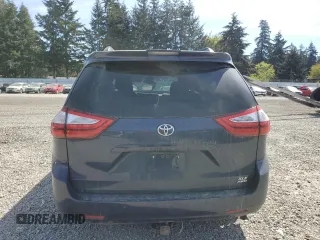2019 Toyota Sienna XLE z VIN 5TDDZ3DCXKS220274, wystawiony jako Copart lot #55790615 z przebiegiem 98 227 mil mil oraz Szkoda całkowita • Salvage title. Historia ofert i sprzedaży dostępna na DreamBid. Obrazek 6.