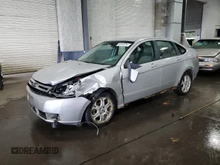 2009 Ford Focus SES with VIN 1FAHP36N29W210702, listed as a Copart auction lot 68349294 with 161,486 mi miles and Salvage Title. Bid and sale history available at carsss.com. Image 1.