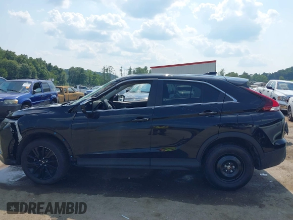 2024 Mitsubishi Eclipse Cross LE with VIN JA4ATVAAXRZ018654, listed as a IAAI auction lot 40034548 with 5,618 mi miles and . Bid and sale history available at DreamBid. Image 15.