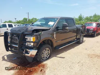 2017 Ford F-250 Lariat с VIN 1FT7W2BT6HEC24808, выставлен на аукционе IAAI как лот 42385098 с пробегом 82 094 миль миль и . История ставок и продаж доступна на DreamBid. Изображение 2.