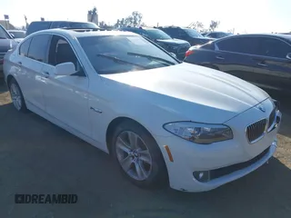 2012 BMW 5 Series 528i with VIN WBAXG5C59CDX06070, listed as a IAAI auction lot 41456186 with 160,532 mi miles. Bid and sale history available at carsss.com. Image 1.