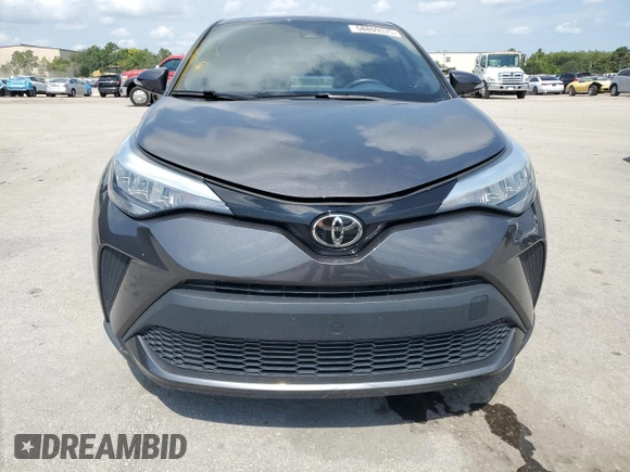 2022 Toyota C-HR XLE z VIN NMTKHMBX2NR140945, wystawiony jako Copart lot #58809375 z przebiegiem 56 161 mil mil oraz Nie do naprawy • Non repairable. Historia ofert i sprzedaży dostępna na DreamBid. Obrazek 5.