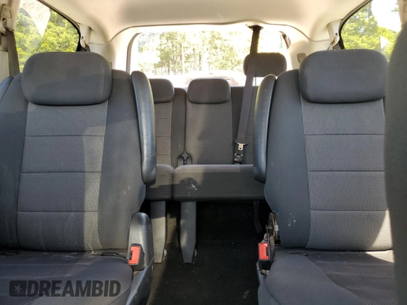 2008 Dodge Grand Caravan SXT z VIN 1D8HN54P28B110929, wystawiony jako Copart lot #59785875 z przebiegiem 200 015 mil mil oraz Szkoda całkowita • Salvage title. Historia ofert i sprzedaży dostępna na DreamBid. Obrazek 10.