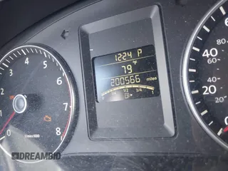 2012 Volkswagen Jetta SE z VIN 3VWDX7AJ7CM362001, wystawiony jako IAAI lot #42209146 z przebiegiem 200 566 mil mil oraz . Historia ofert i sprzedaży dostępna na DreamBid. Obrazek 7.