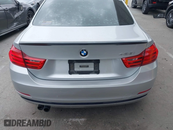 2015 BMW 4 Series 428i z VIN WBA3N7C50FK222398, wystawiony jako IAAI lot #42211723 z przebiegiem 149 853 mil mil oraz . Historia ofert i sprzedaży dostępna na DreamBid. Obrazek 16.
