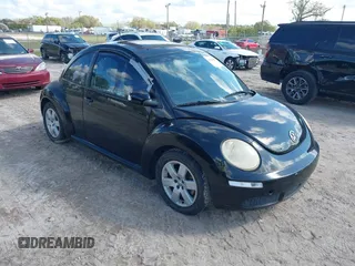 2007 Volkswagen Beetle with VIN 3VWRW31C67M513175, listed as a IAAI auction lot 41664492 with 72,906 mi miles and . Bid and sale history available at DreamBid. Image 1.