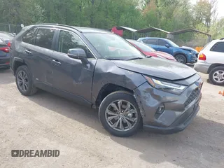 2025 Toyota RAV4 Hybrid XLE Premium with VIN JTMB6RFV5SD154617, listed as a IAAI auction lot 42066826 with 2,410 mi miles and . Bid and sale history available at DreamBid. Image 1.