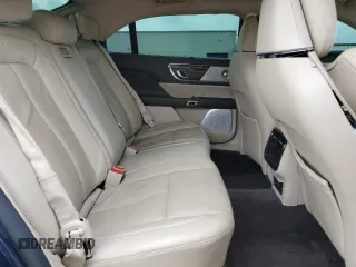 2017 Lincoln Continental Reserve with VIN 1LN6L9NC2H5614888, listed as a Copart auction lot 82712404 with 104,893 mi miles and Salvage Title. Bid and sale history available at DreamBid. Image 11.